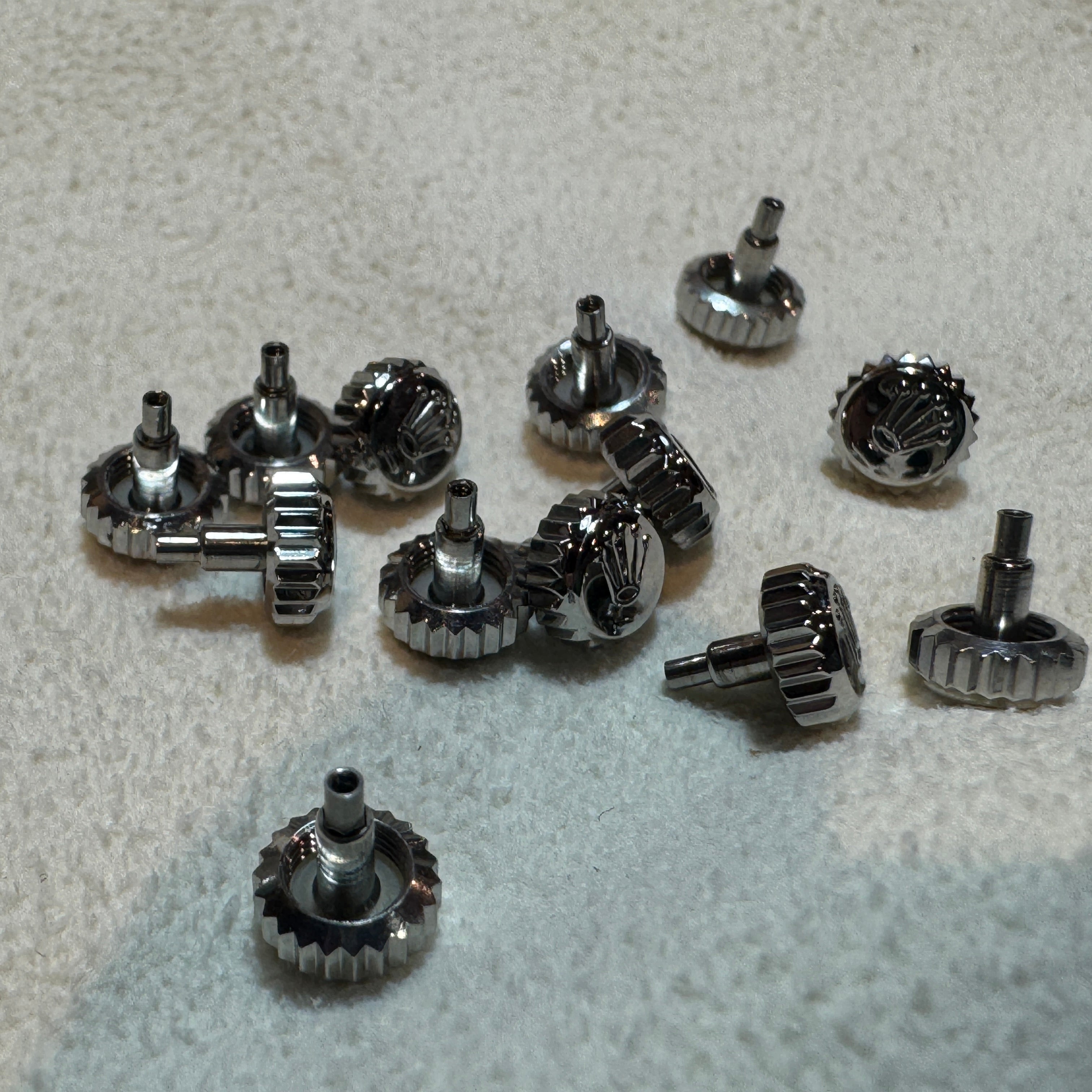 ロレックスのリューズ交換につきまして