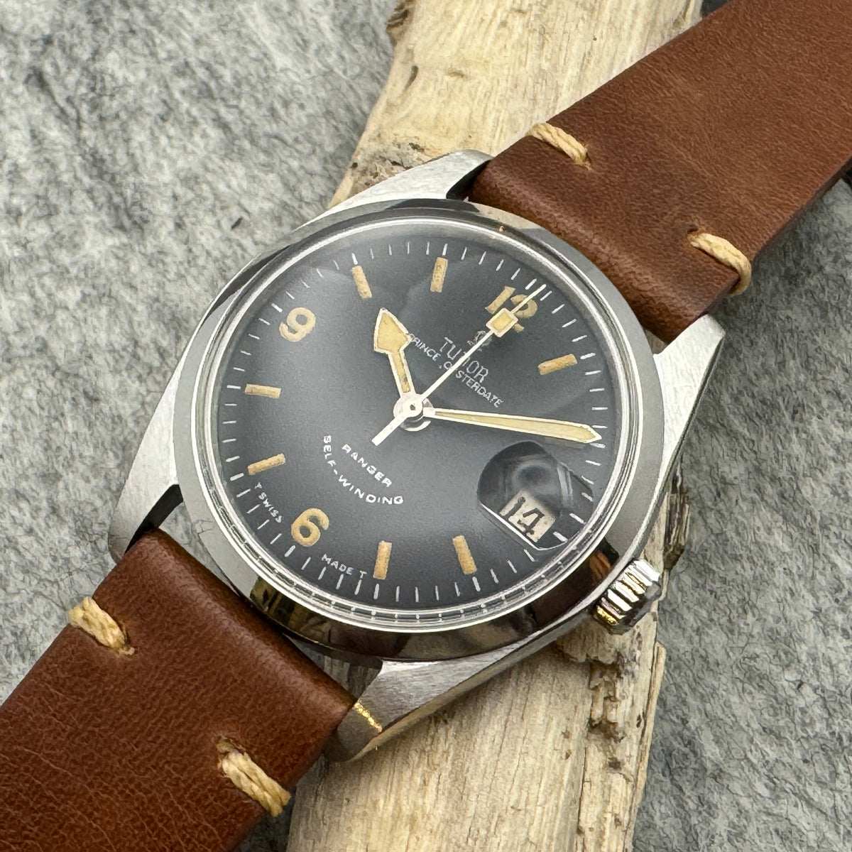 TUDOR 小薔薇赤RANGER 自動巻き