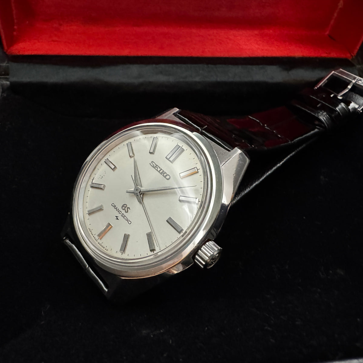 SEIKO グランドセイコー 44GS 4420-9000 手巻 67年製 – matsunotokeiten