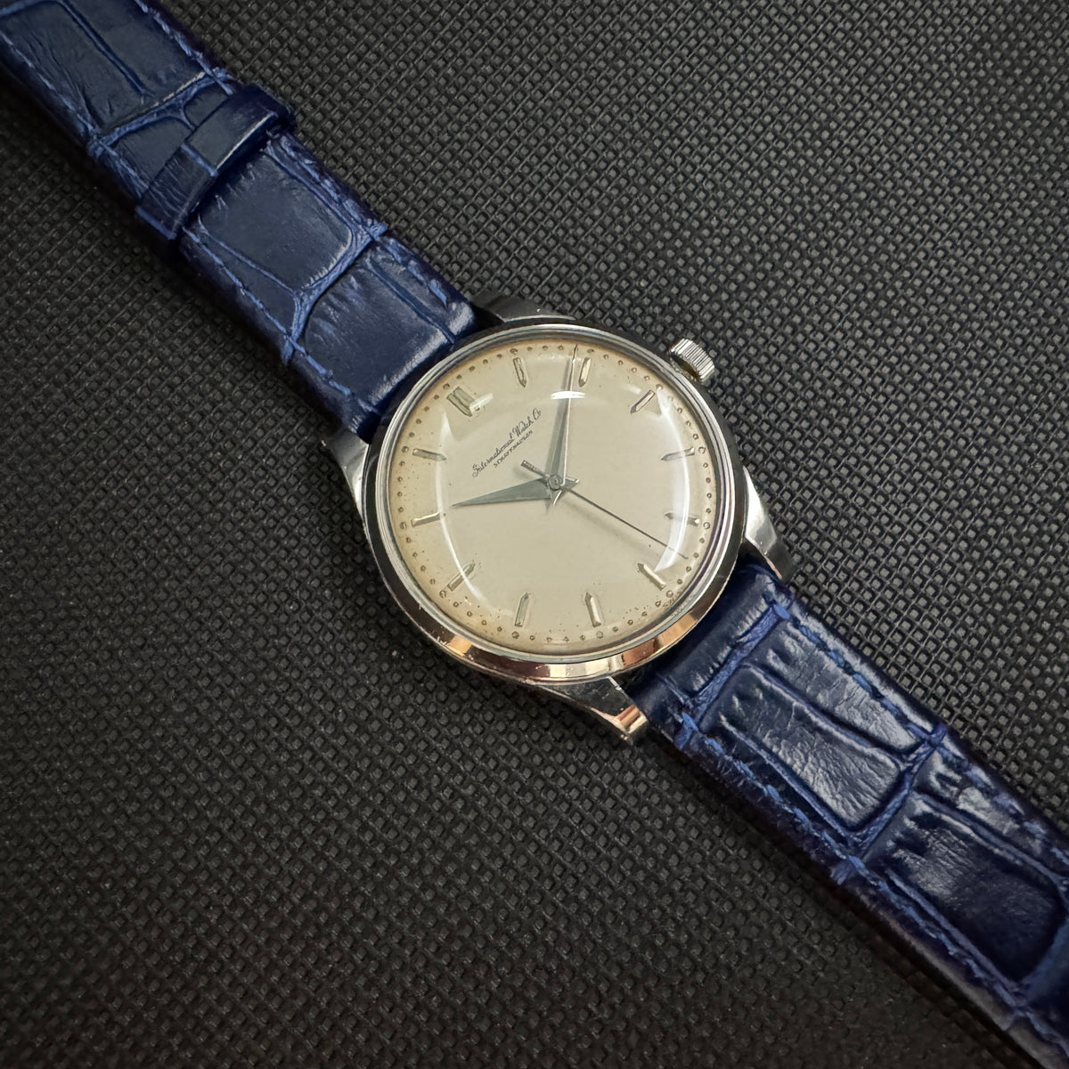 IWC オールドインター C.89 手巻 61年製 – matsunotokeiten