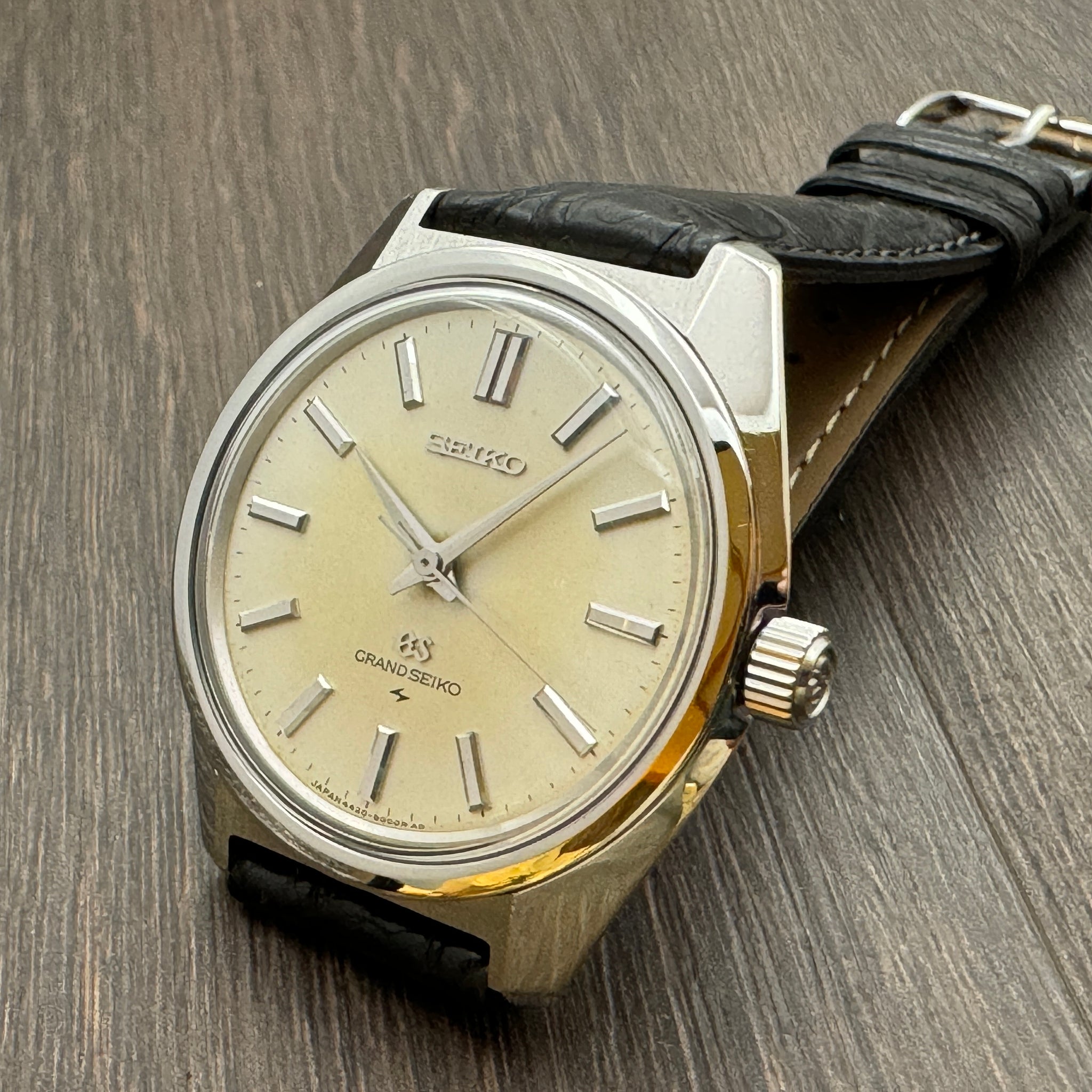 SEIKO グランドセイコー 44GS 4420-9000 手巻 67年製