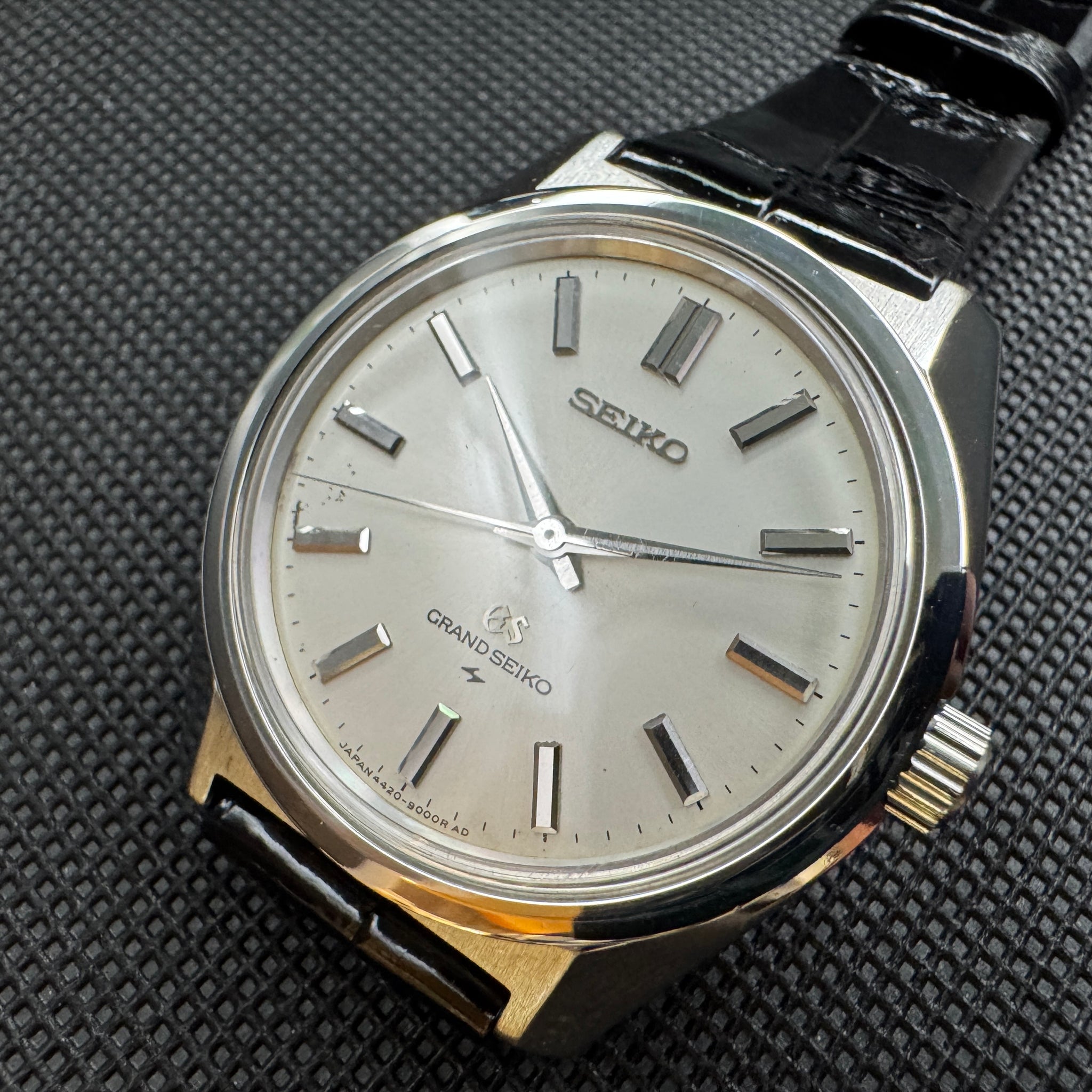 SEIKO グランドセイコー 44GS 4420-9000 手巻 67年製