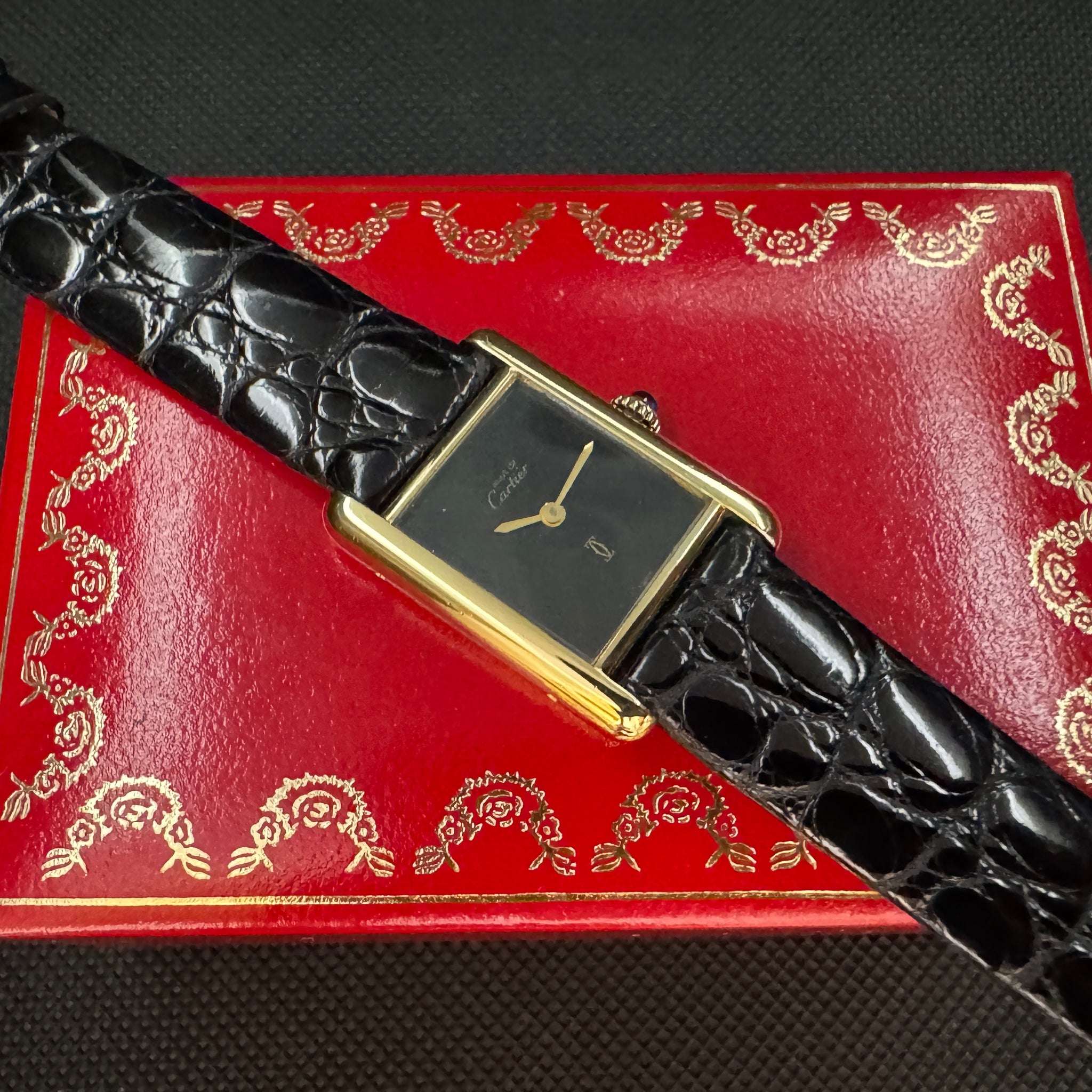 Cartier カルティエ タンク ブラック SM 手巻