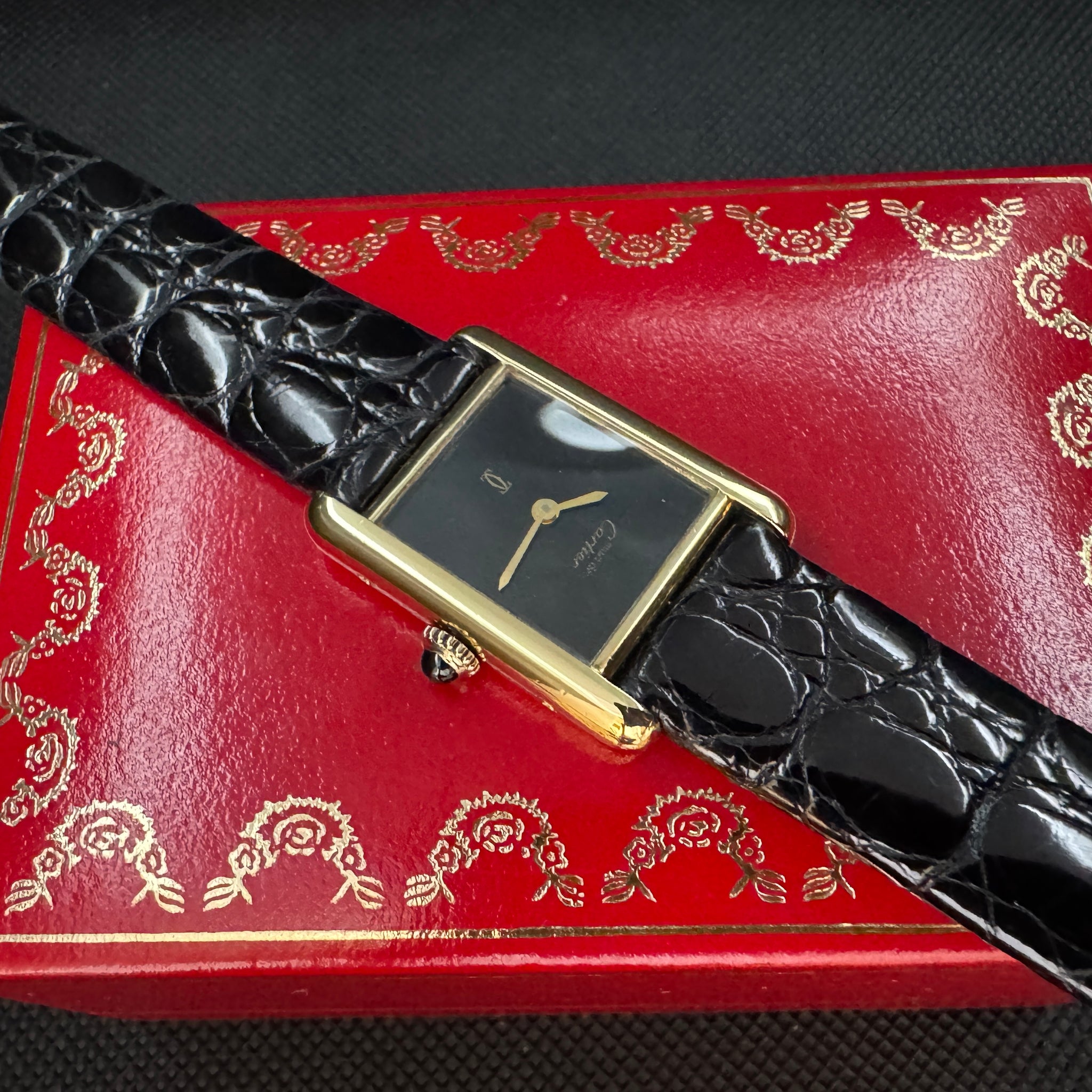 Cartier カルティエ タンク ブラック SM 手巻