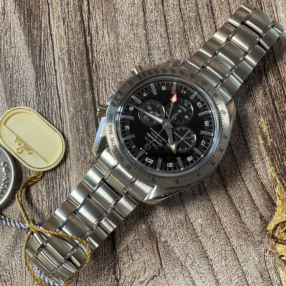 OMEGA オメガ スピードマスター GMT ブロードアロー CO-AXIAL 自動巻 2000年代製 委託品 – matsunotokeiten
