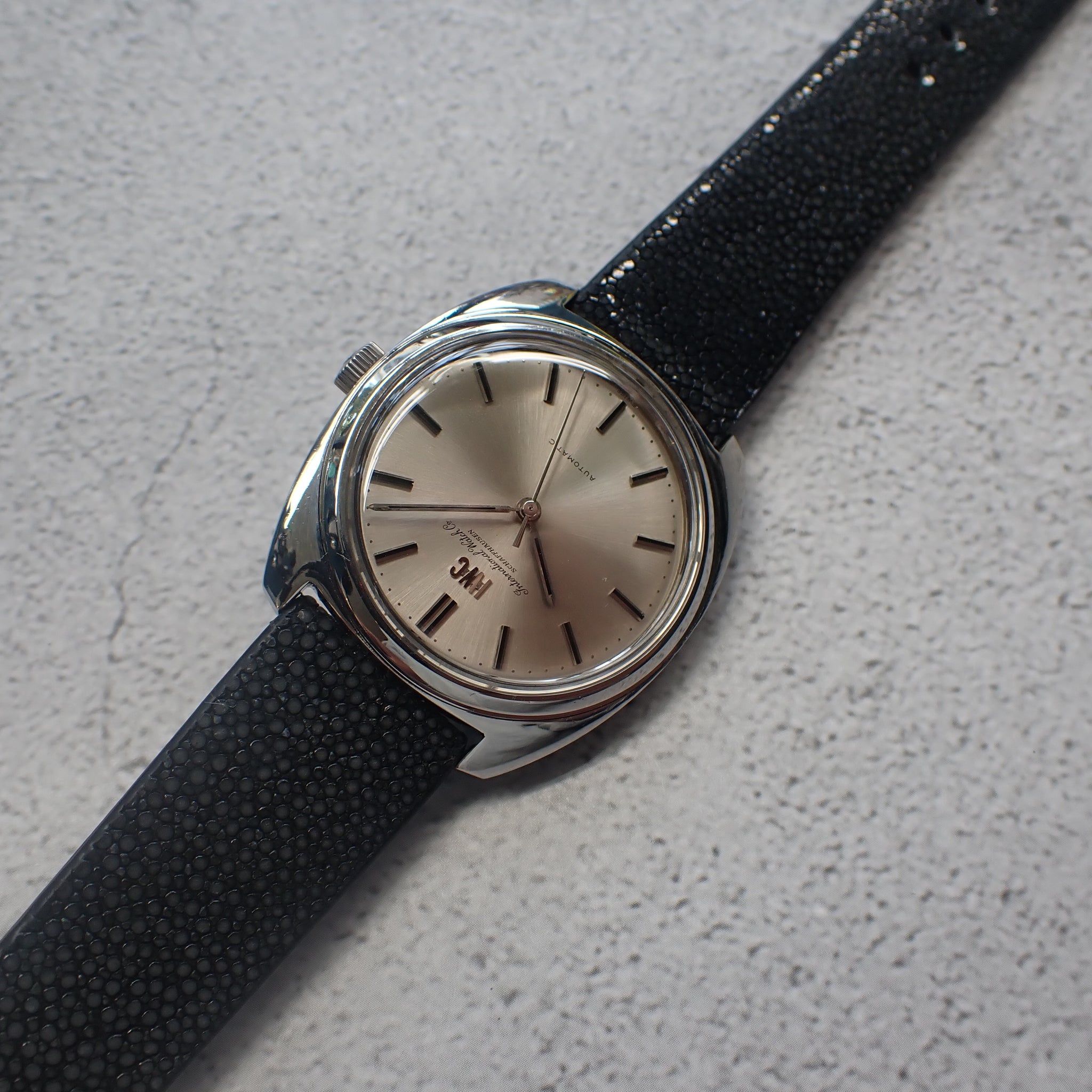 IWC オールドインター 819A 自動巻 69年製 – matsunotokeiten