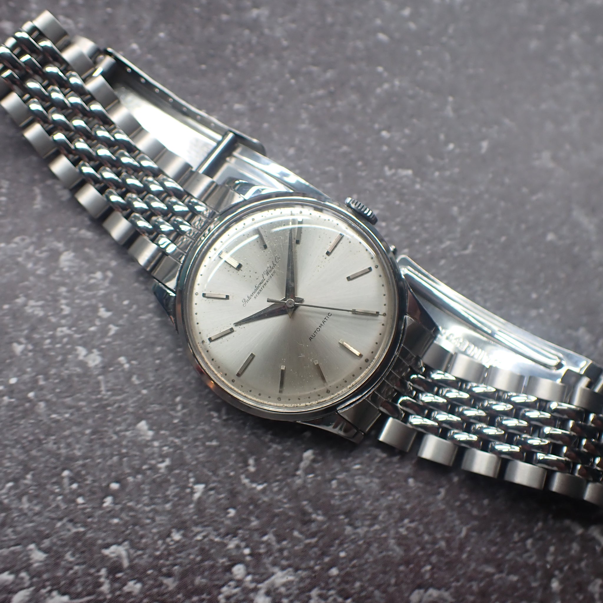 IWC オールドインター Cal.C.852 自動巻 56年製 – matsunotokeiten