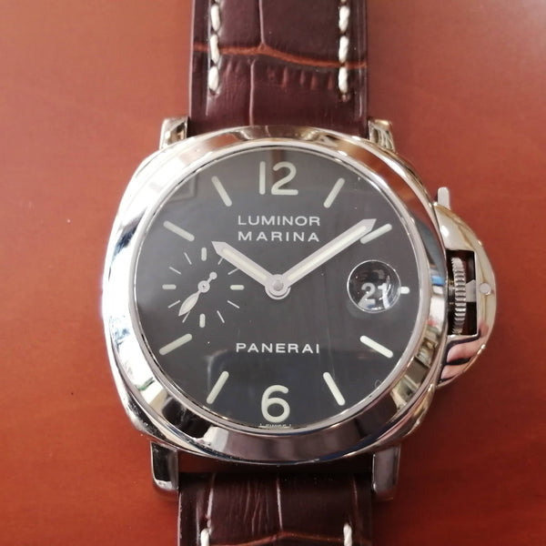 パネライ　PANERAI　純正レザーベルト　ルミノールマリーナ40ミリ用 パネライ ルミノール・マリーナ 40MM 革 PAM00048 Q番 正規品